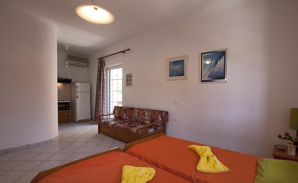 Drimouras Apartments Xiropigado Phòng bức ảnh